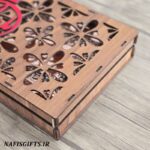 ست هدیه شب یلدا با سینی رولت‌خوری مسی طرح سلین | هدیه‌ای لوکس و متفاوت از نفیس گیفت - Image 3