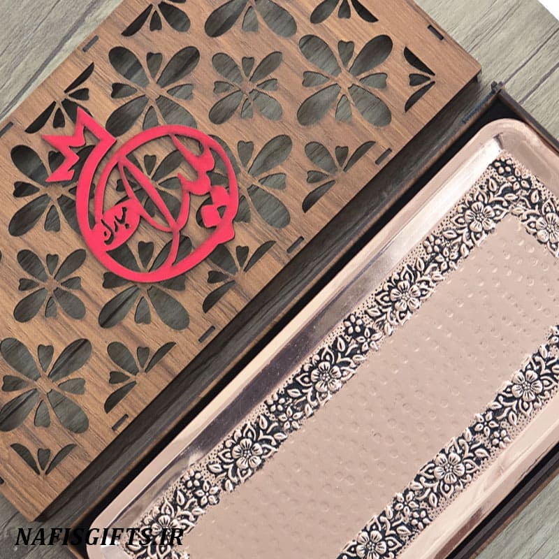 pack-yalda-selin (6) ست هدیه شب یلدا با سینی رولتخوری مسی طرح سلین